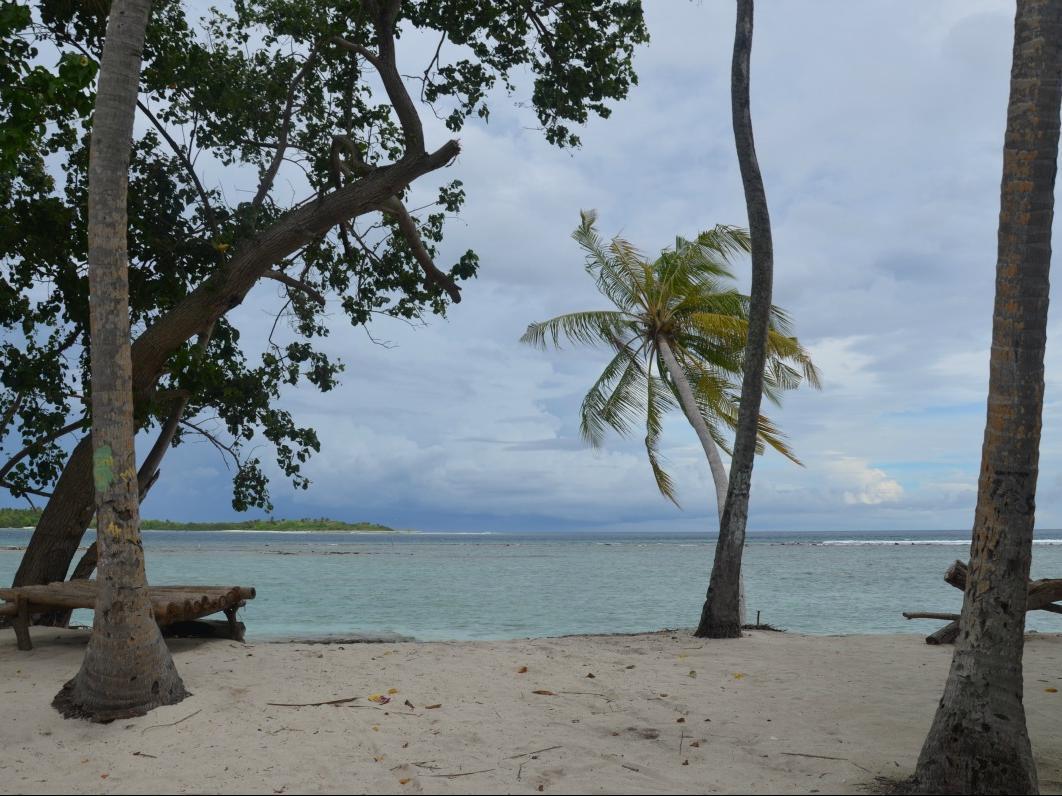Batuta Maldives Surf View Hotel Thulusdhoo Kültér fotó